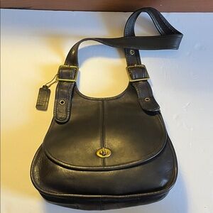 Vintage COACH Black leather Crescent bag